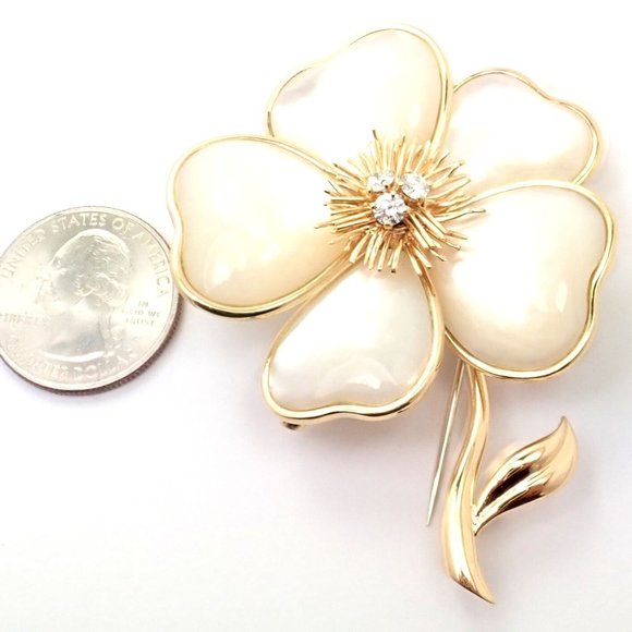 Van Cleef & Arpels Clématite 18k Yellow Gold Diamond Mother of Pearl Pin Brooch - Picture 7 of 9